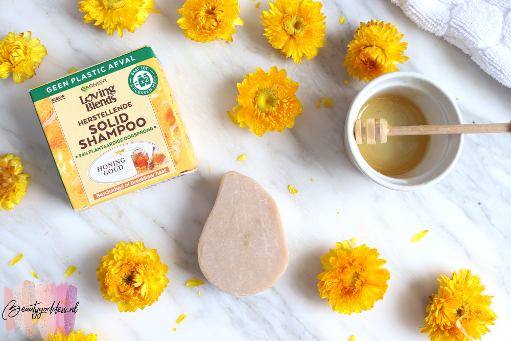 Garnier Loving Blends Honing Goud Solid shampoo 