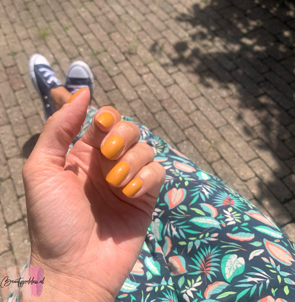 essie expressie don't hate curate