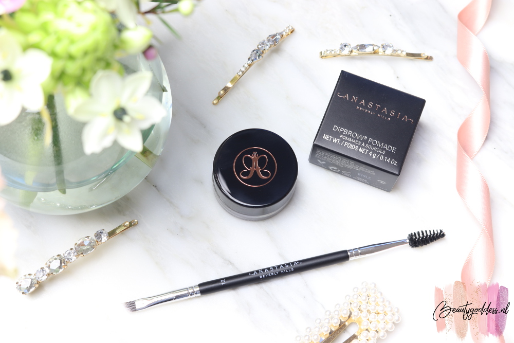 Anastasia dipbrow pomade