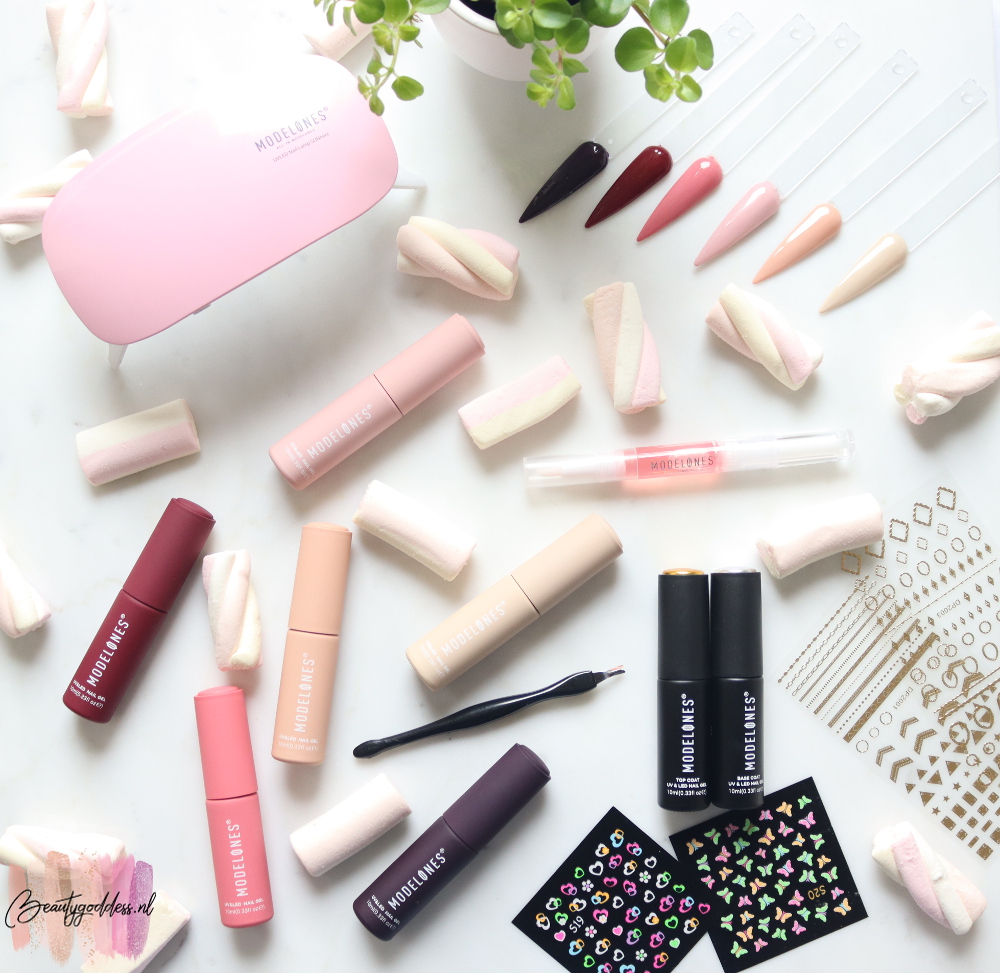 Modelones Pink Lipstick gel polish starter kit review
