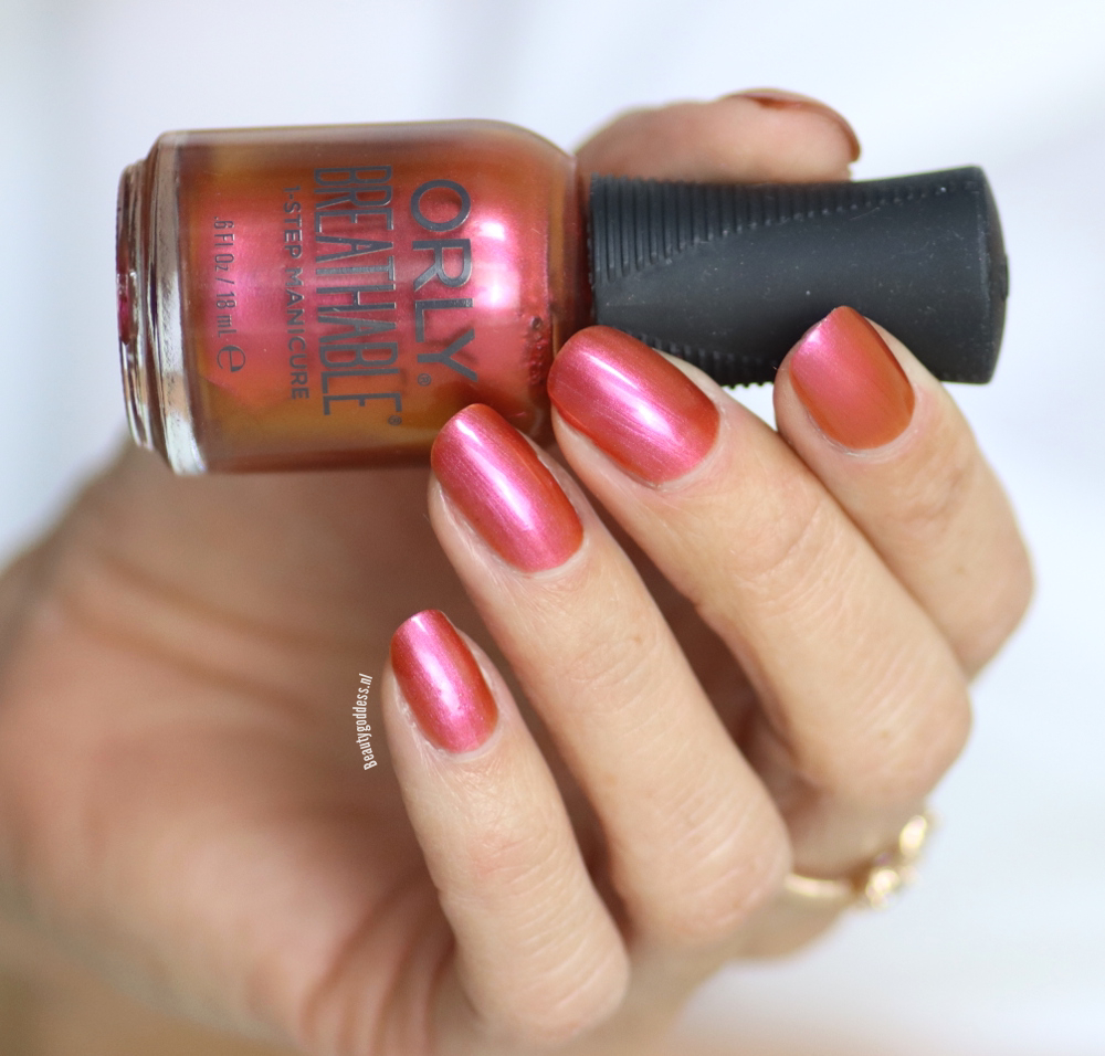 ORLY Breathable over the topaz