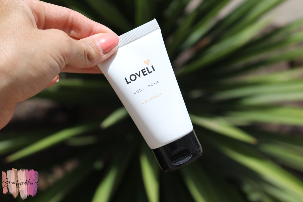 Loveli Coconut body cream