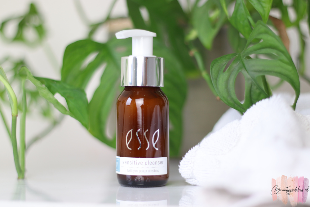 Esse sensitive cleanser