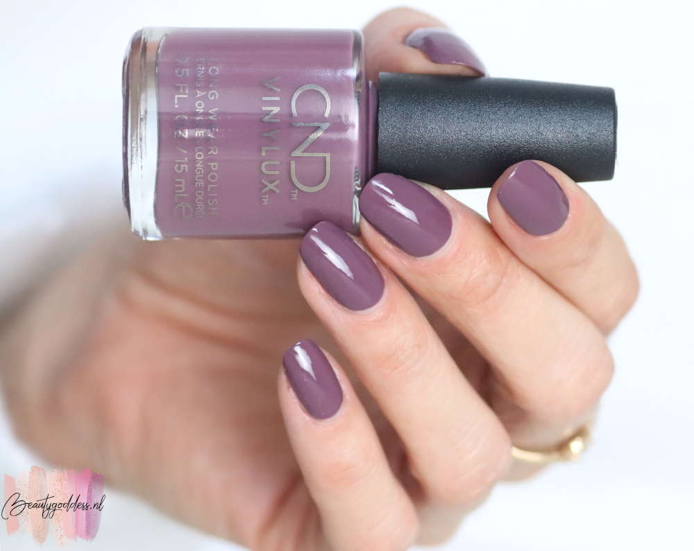 CND Mulberry tart