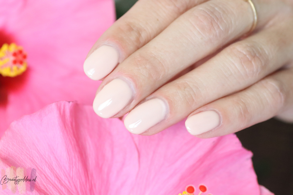 Pink Gellac Mellow Peach Rubber base cover