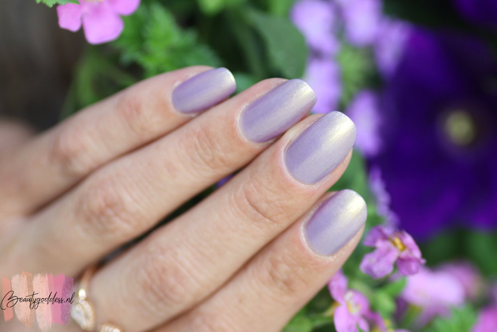 CND Live Love Lavender