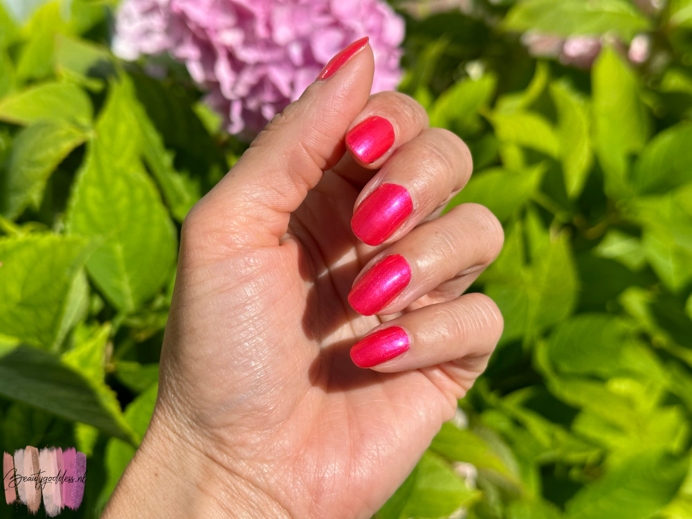 essie Pucker up