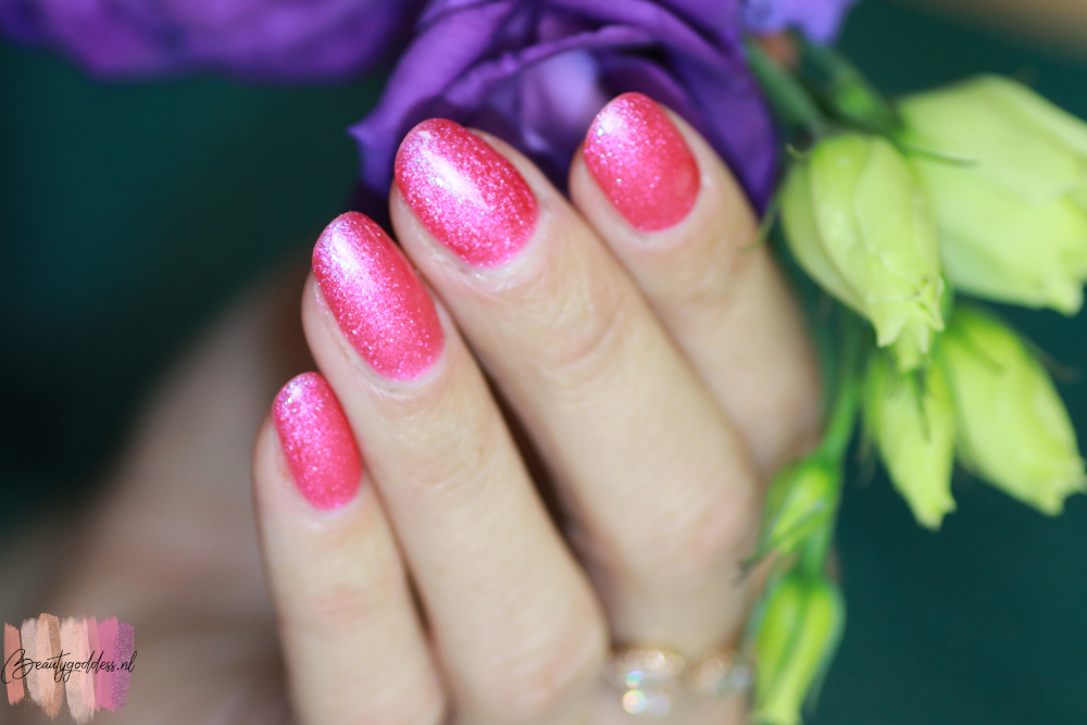 Pink Gellac Plumberry Pink