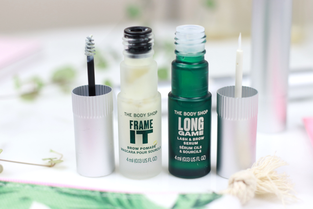 The Body Shop Long Game lash & brow serum en frame it brow pomade 